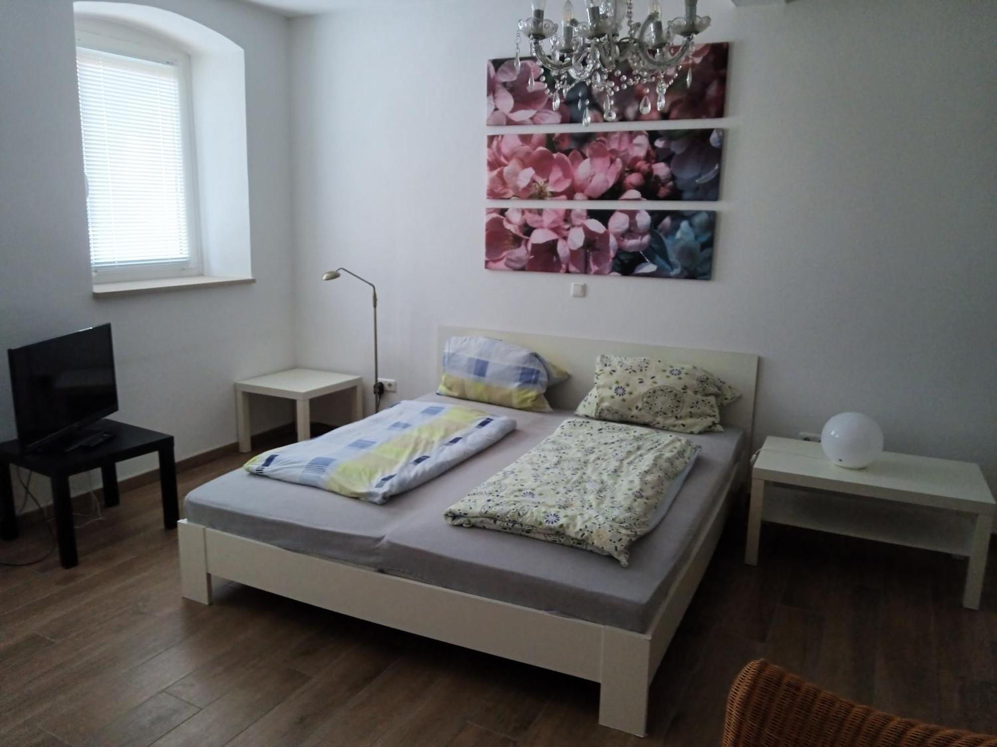 Cityzimmer Eltmann Exteriör bild