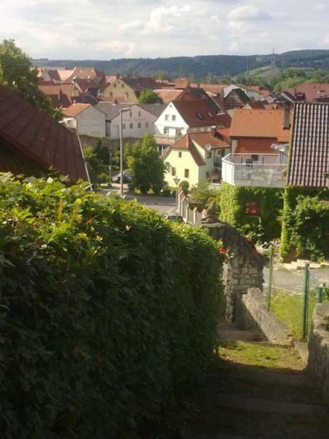 Cityzimmer Eltmann Exteriör bild